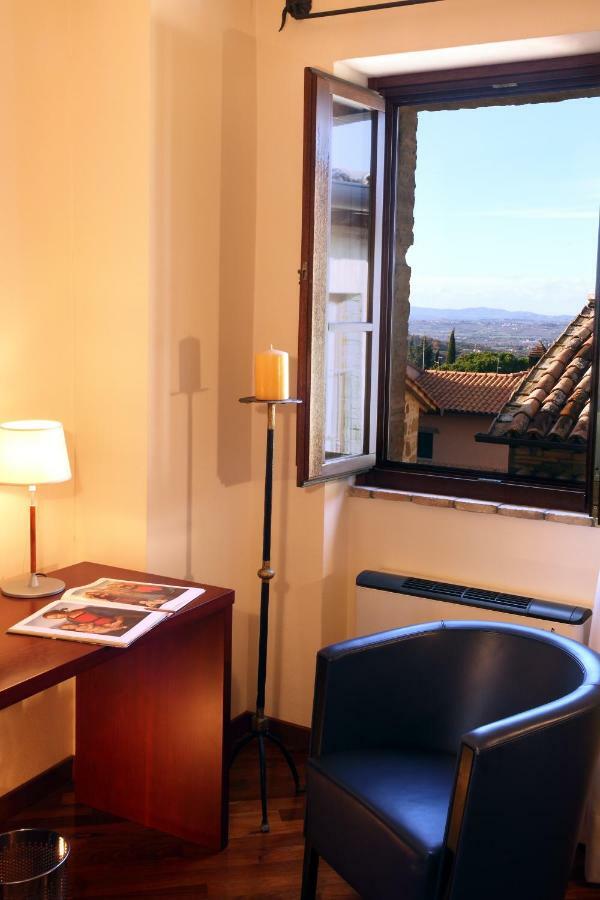 Relais La Corte Di Bettona Zewnętrze zdjęcie