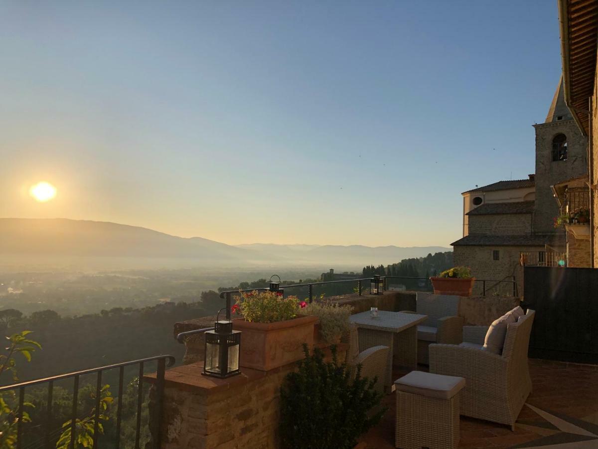 Relais La Corte Di Bettona Zewnętrze zdjęcie